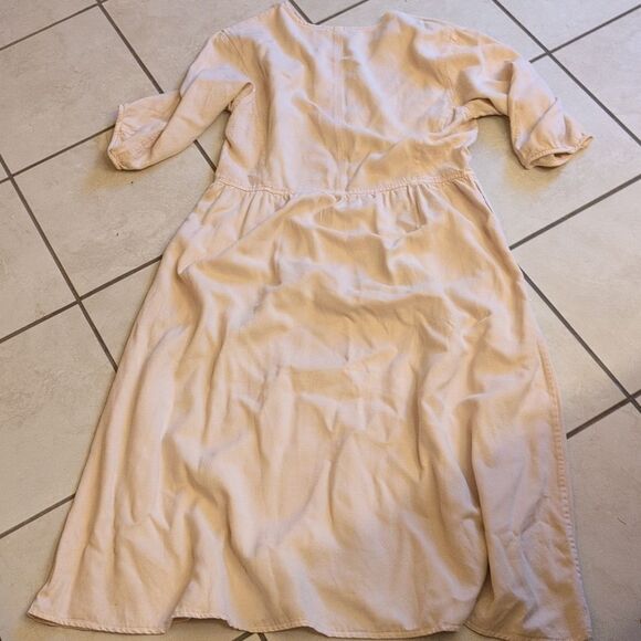 Everlane Tencel The Puff Sleeve Dress Cream Beige White Size M - Picture 3 of 12